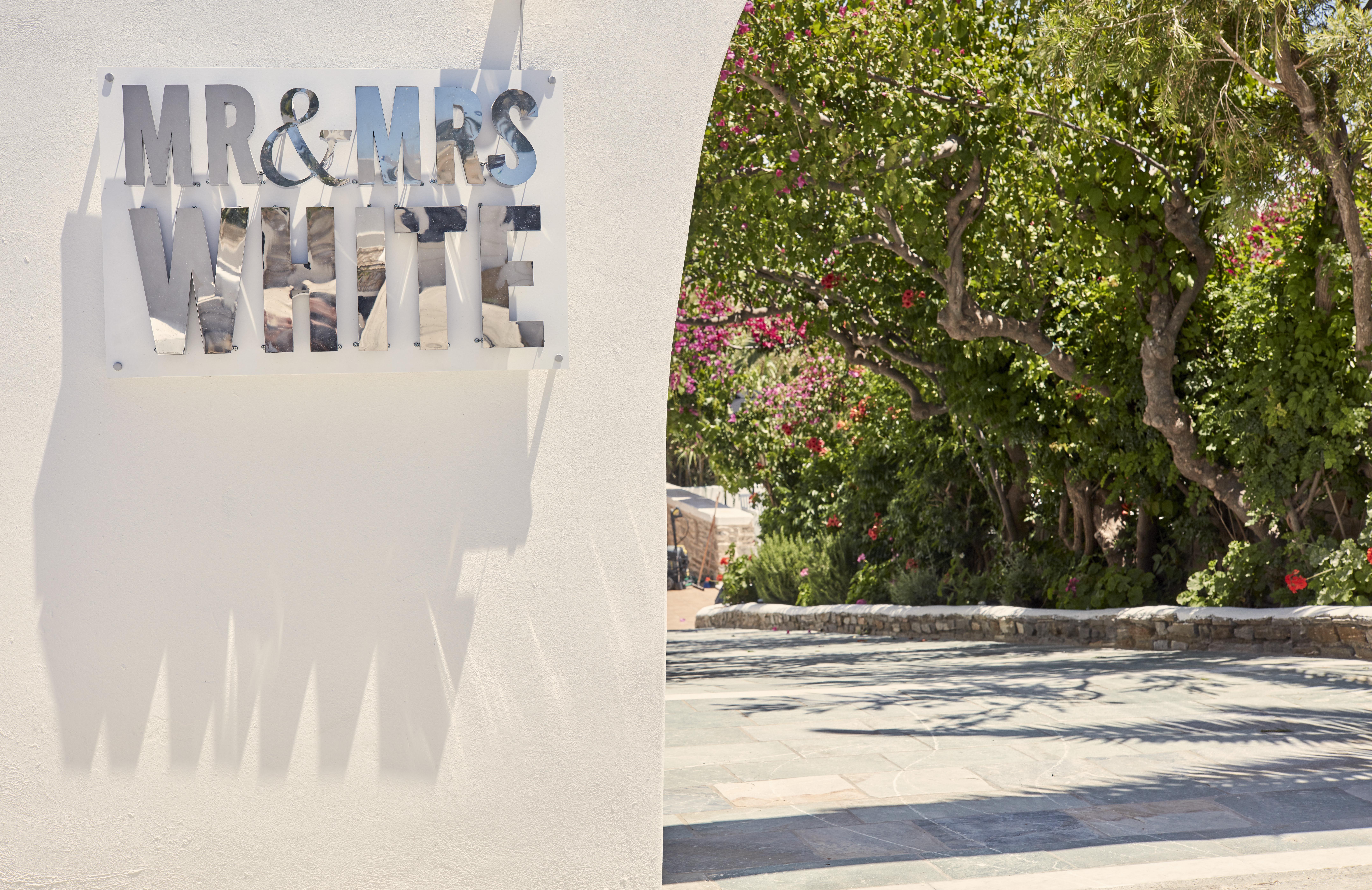 فندق Mr And Mrs White Paros ناوسا المظهر الخارجي الصورة